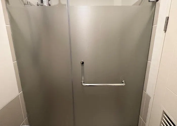 New 1br At The Camden Place Near Dlsu Apartment